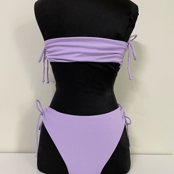 Bikini - Picture 5 of 8